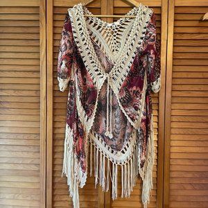 YA Los Angeles Flowy Boho Kimono style Fringe top